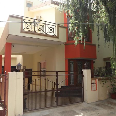 Hotel Ushta Te - Happiness To Thee Bangalore Exterior foto